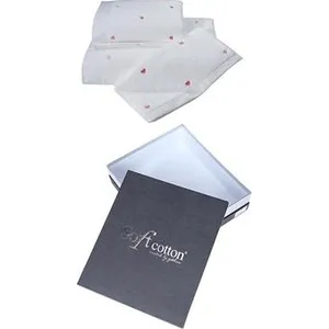 Soft Cotton – Darčekové balenie uterákov a osušky Micro Love, 3 ks, bielo-ružové srdiečka Soft Cotton – Darčekové balenie uterákov a osušky Micro Love, 3 ks, bielo-ružové srdiečka