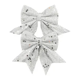 LAALU Súprava 2 ks mašlí: Mašľa strieborná 13 × 13 cm LAALU Súprava 2 ks mašlí: Mašľa strieborná 13 × 13 cm