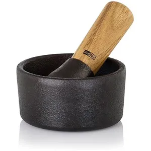 AdHoc Liatinový mažiar Camo s paličkou drevo akácie – priemer 10 cm AdHoc Liatinový mažiar Camo s paličkou drevo akácie – priemer 10 cm