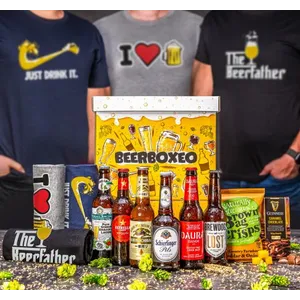 Beerboxeo darčekové balenie - Plné prémiových ležiakov s pivným tričkom Beerboxeo darčekové balenie - Plné prémiových ležiakov s pivným tričkom